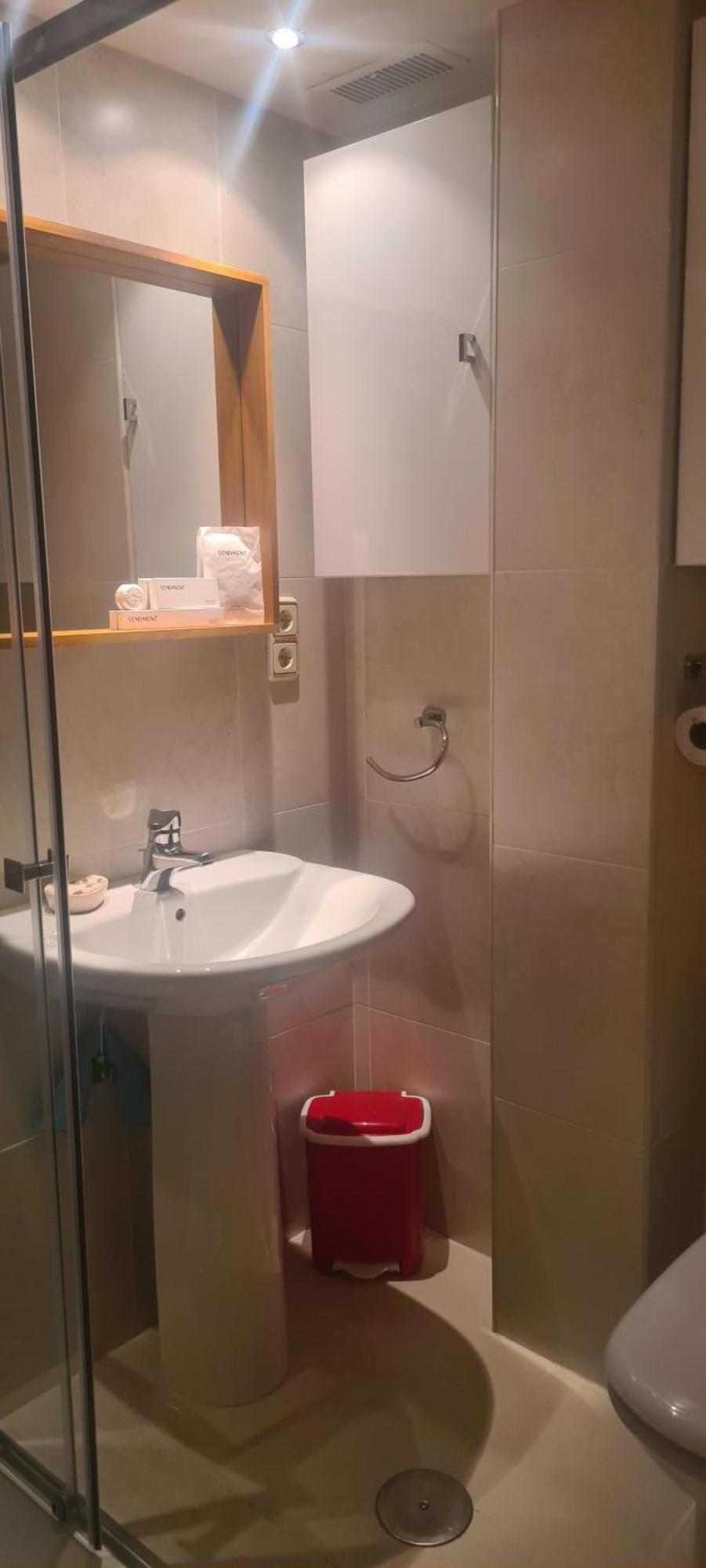 A'Tumoe Estudio Lägenhet Madrid Exteriör bild