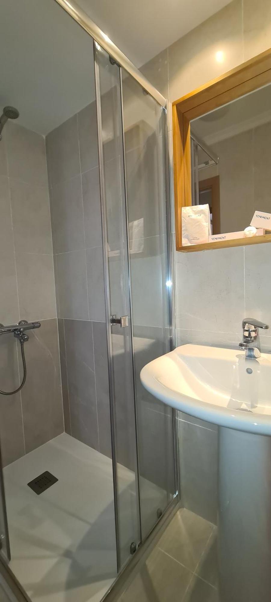 A'Tumoe Estudio Lägenhet Madrid Exteriör bild